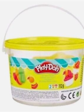 Play-Doh Mini Bucket Sundae Treats Playset w/ 7 Accessories Cans Of Play-Doh